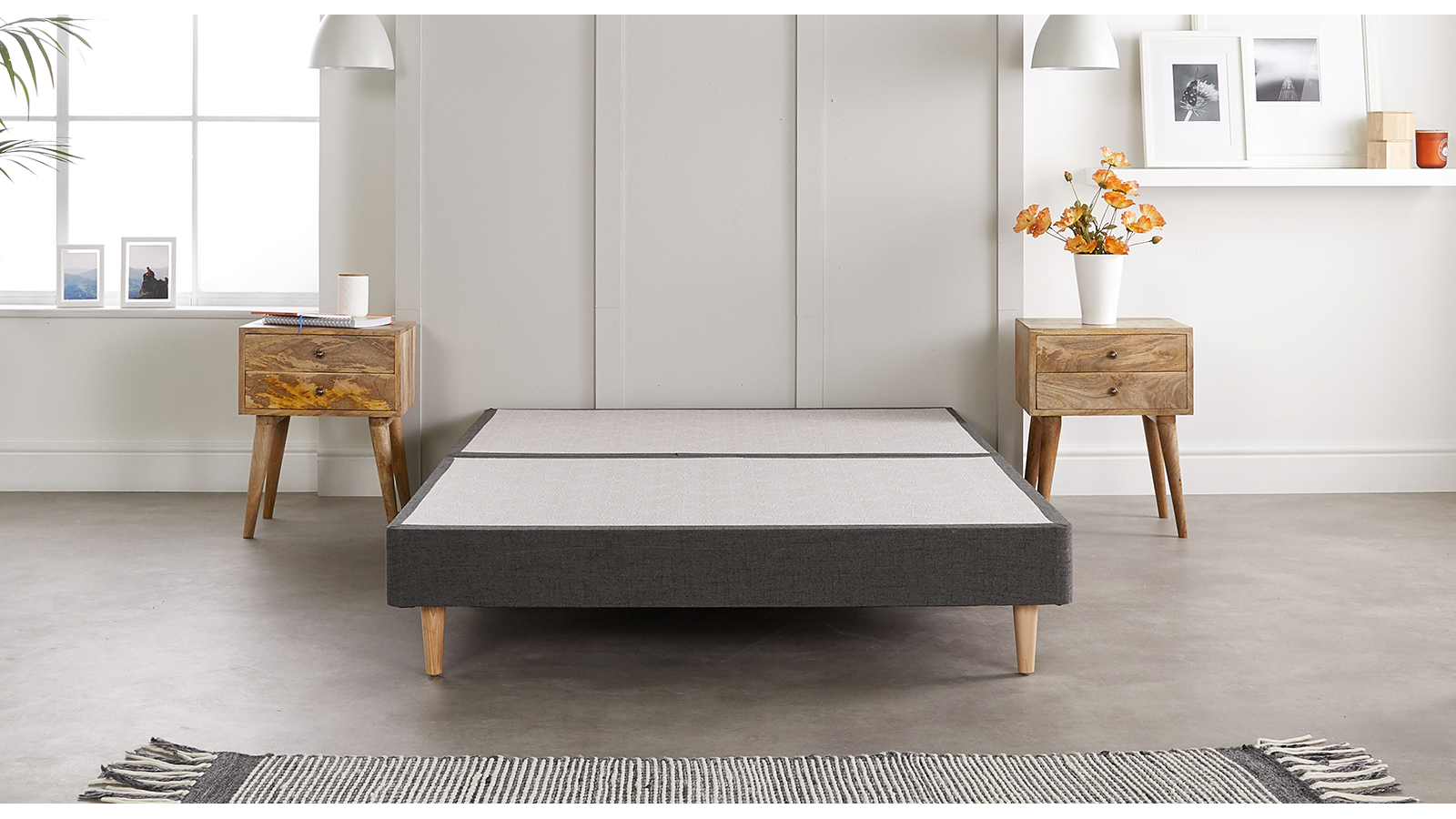 Do you love minimalist design and don’t want to compromise on quality? Discover our Vincent bed frame, combining contemporary style and a premium upholstery fabrics that mimics the look and feel of natural wool.