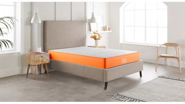 Use our bespoke ‘Build Your Bed’ maker to create a custom made bed, exactly how you want it. Choose between our two bed frames, our two mattress (or none), and from four fabric colours and five sizes.